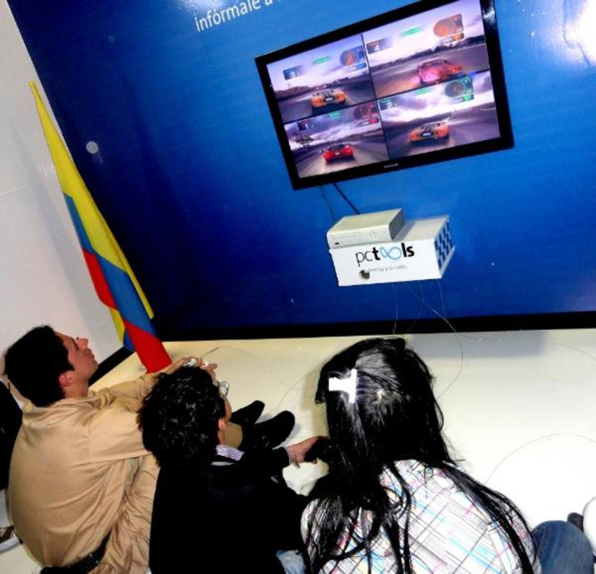 La pasión por la tecnología une a jóvenes de diferentes sexos y gustos.