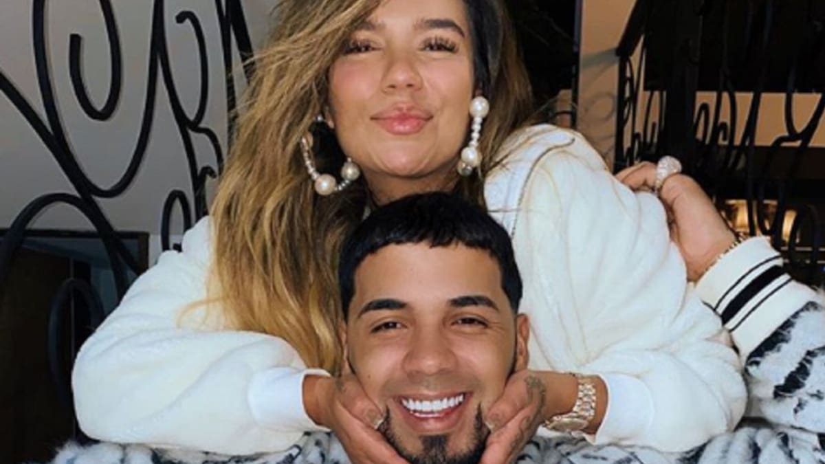 Anuel AA y su polémica reacción tras presentación de Karol G en Coachella