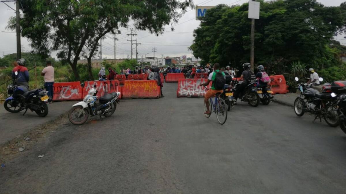 En 12 municipios del Valle persisten los bloqueos por el Paro Nacional