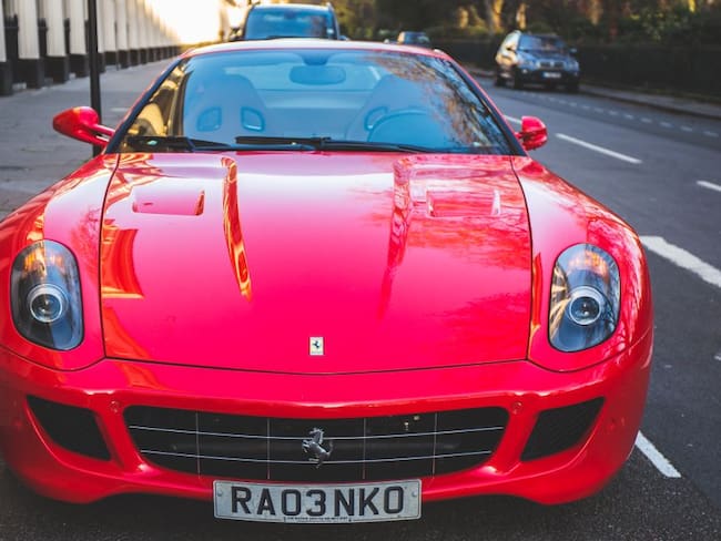 Auto de lujo Ferrari