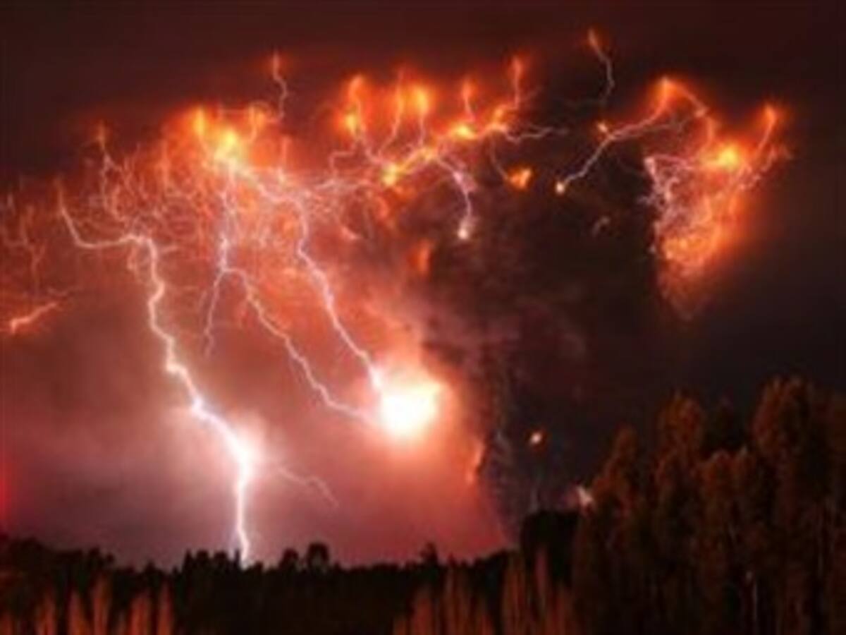 La nube de ceniza expulsada por el volcán chileno se dirige a Nueva Zelanda