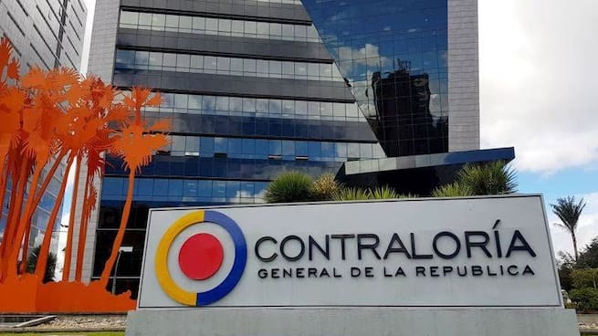 Solo quedan dos candidatos con opción para la Contraloría General