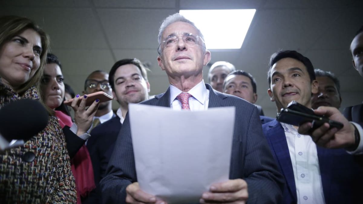 ¿Cómo reciben los sectores políticos la decisión de la Corte en caso Uribe?