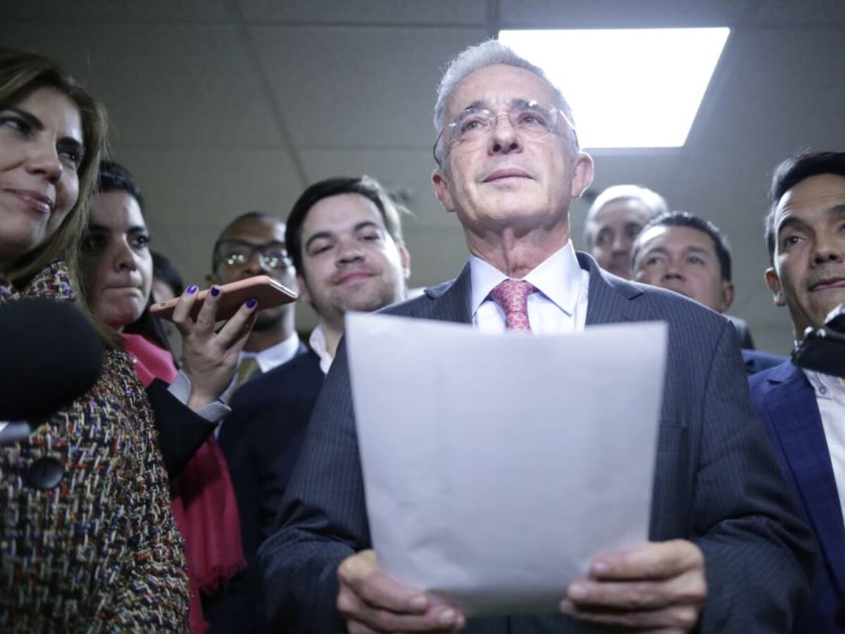 ¿Cómo reciben los sectores políticos la decisión de la Corte en caso Uribe?