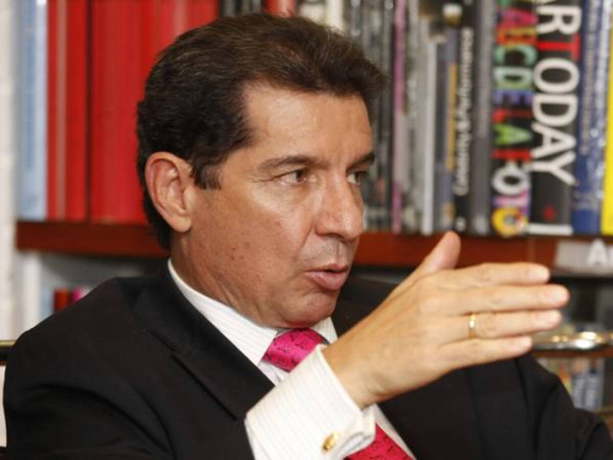 Estoy dispuesto a ir a Cuba a hablar con las Farc: Lafaurie