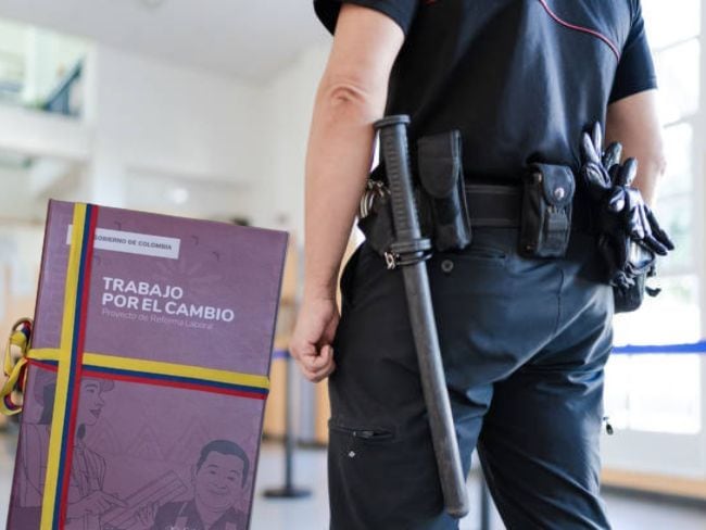 Estas son las horas que máximo debe trabajar un vigilante, según la Ley Foto: Getty Images