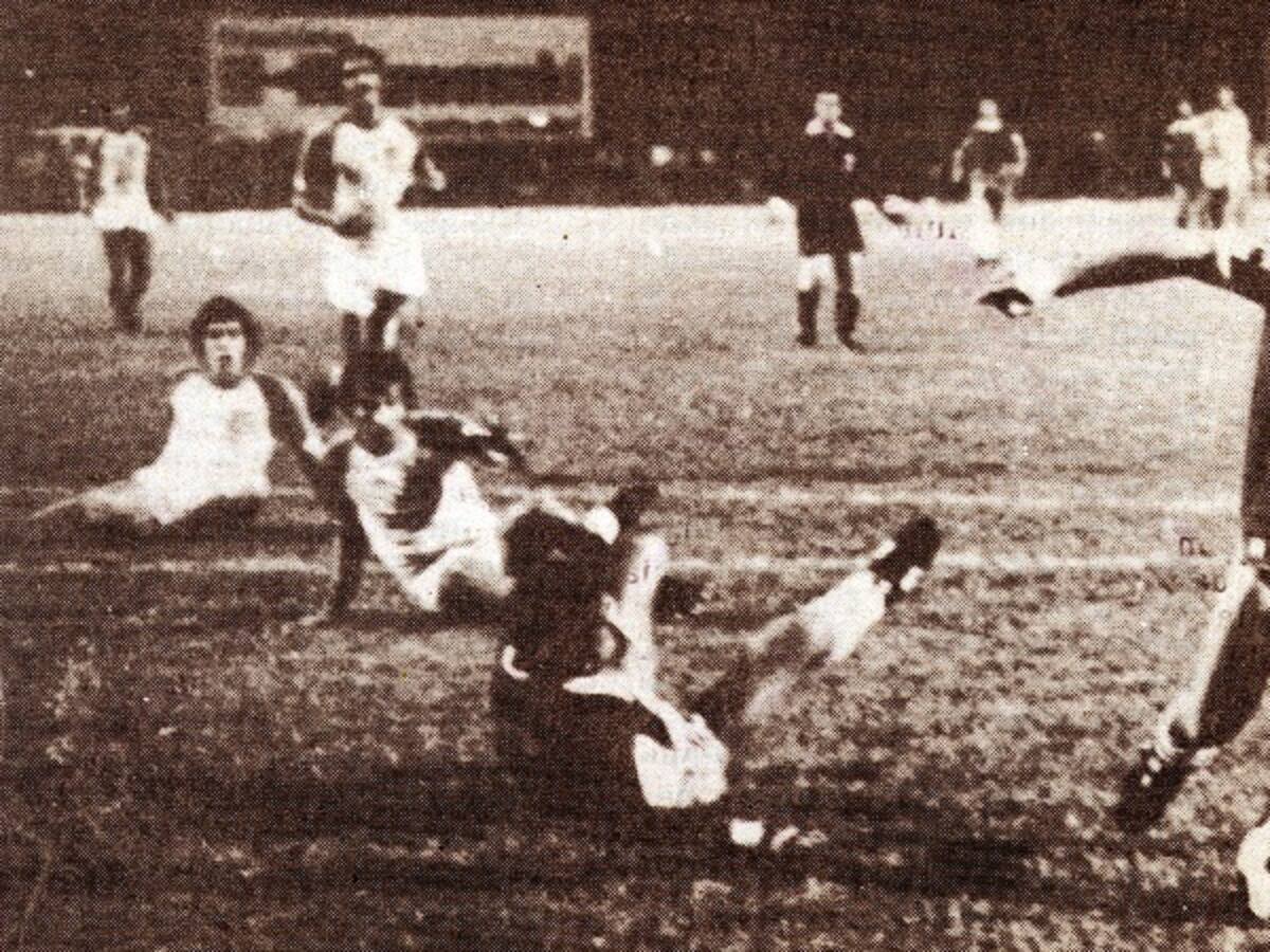 Maradona anotó su gol más bonito en Colombia