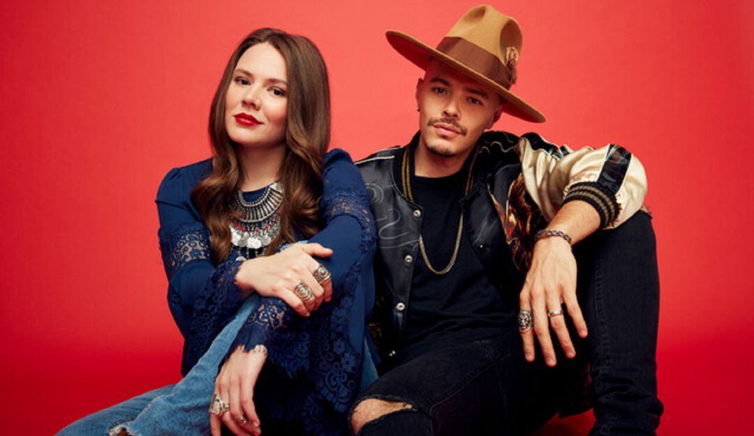 Jesse & Joy.