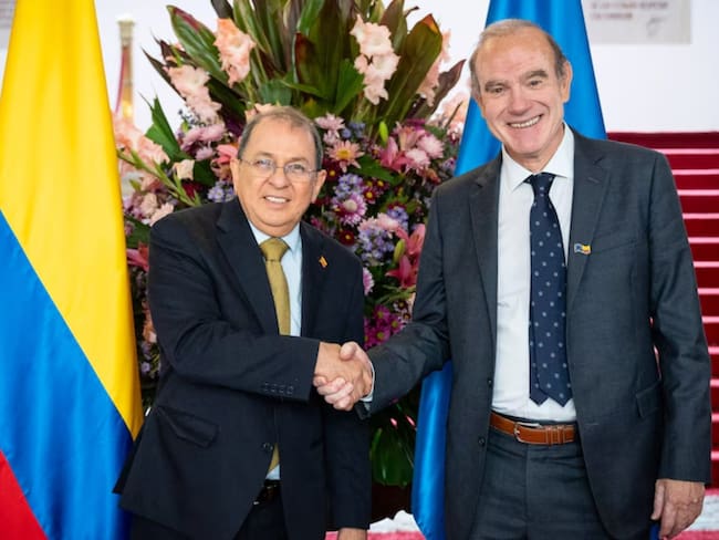 “Seguiremos apoyando el proceso de paz”: Secretario adjunto de UE para Asuntos Políticos