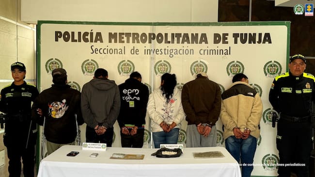 Los cinco hombres fueron enviados a la cárcel, mientras que la mujer fue cobijada con detención domiciliaria por su condición de madre cabeza de familia / Foto: Fiscalía General de la Nación.