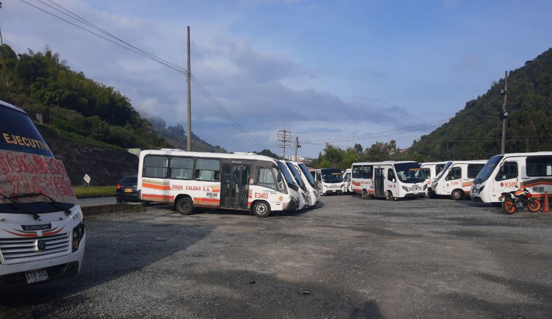 Cese de actividades de los transportadores de Gran Caldas