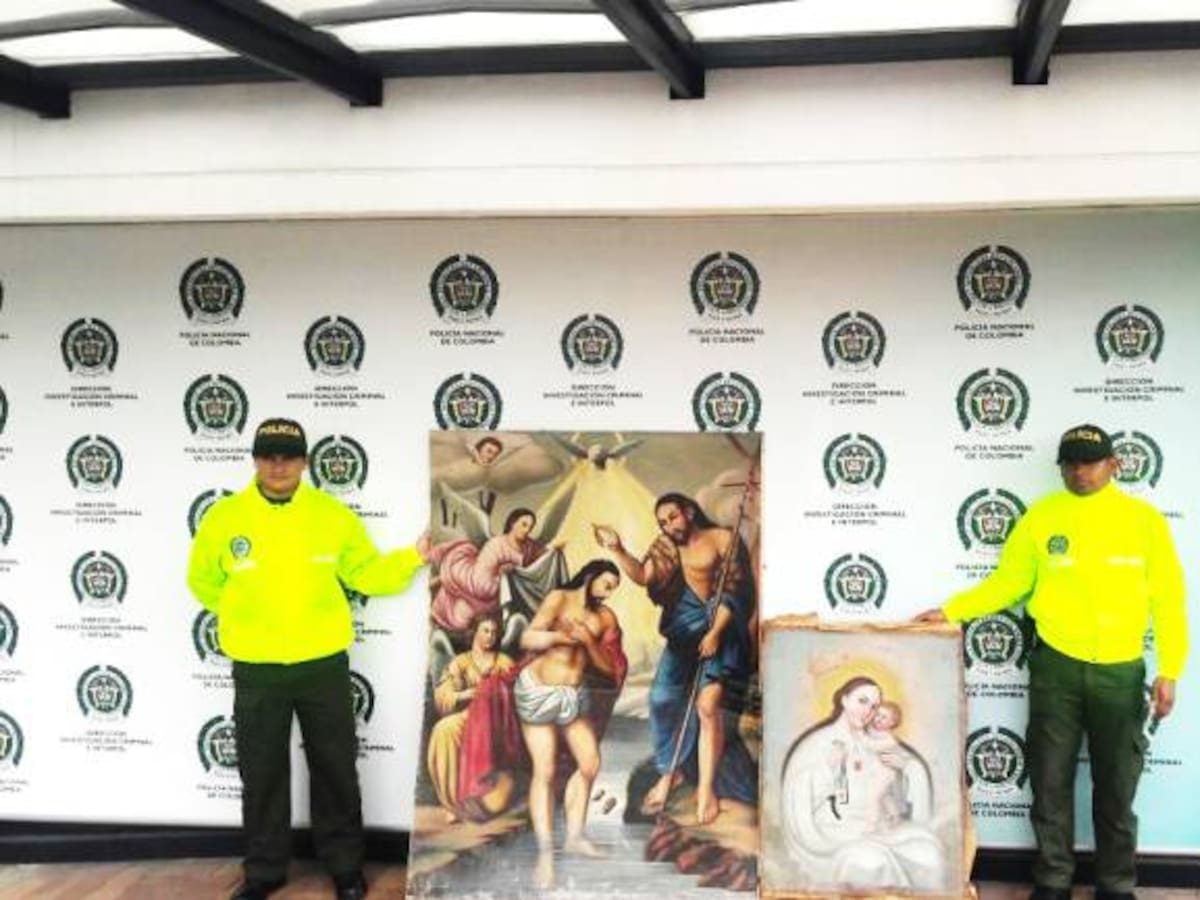 Dos obras religiosas hurtadas hace un año en Floresta, Boyacá fueron recuperadas en Bogotá
