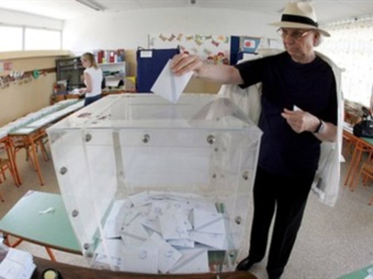 Presidente de Grecia insta al ganador de las elecciones del domingo a formar rápido un nuevo gobierno