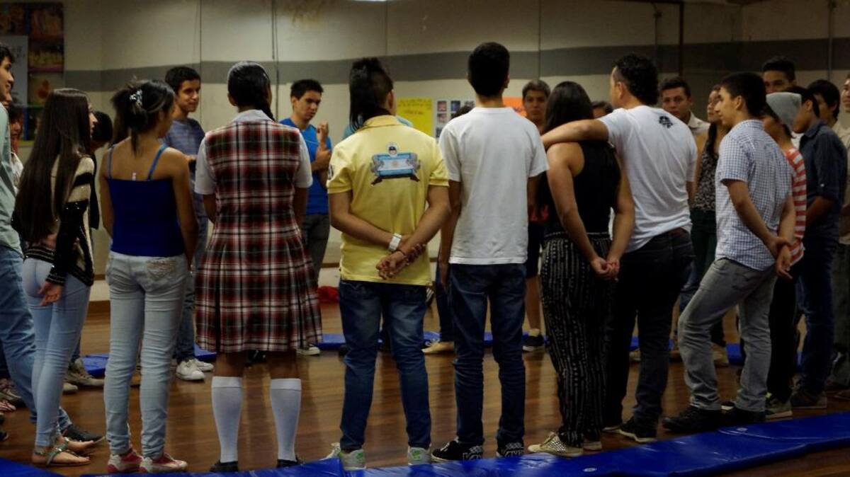 Taller 'Fundacion Mi Sangre' con los estudiantes de la Institución Educativa Aquilino Bedoya y la Institución Educativa Mundo Nuevo.