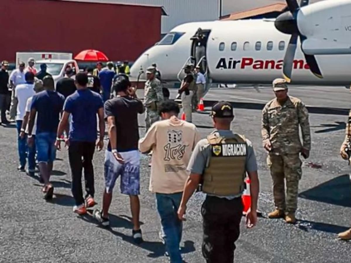 56 colombianos fueron deportados de Panamá a Medellín en un nuevo control migratorio