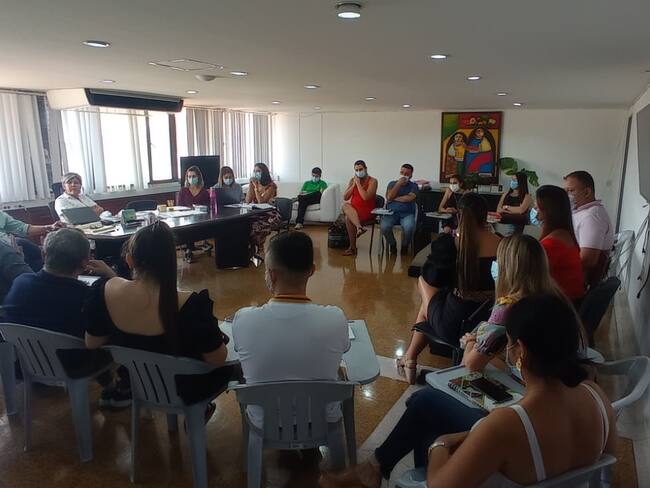 Compras por más de 350 millones y hasta 450 millones de pesos mensuales.