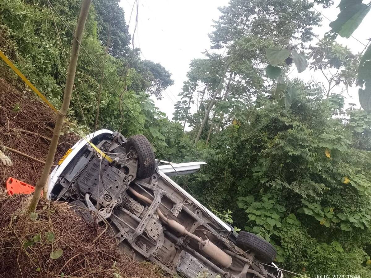 Salieron ilesas después de que en el vehículo rodara unos metros en la vía a Manizales