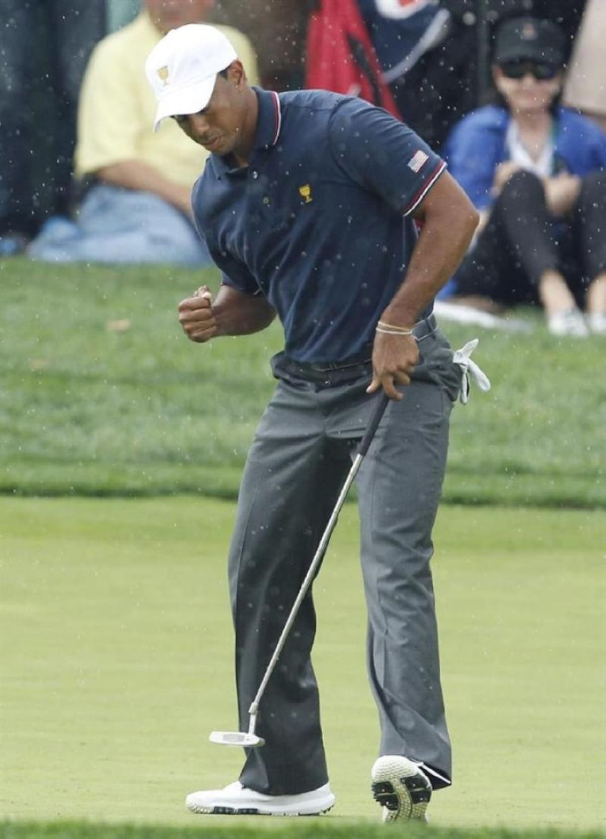 El estadounidense hizo pareja con Matt Kuchar en el enfrentamiento que tuvieron ante Ángel Cabrera y Marc Leishman y que ganaron 5-4, entregándole un punto al equipo de Estados Unidos, que al final de la jornada, lidera 3-5 contra 2.5 del equipo internacional.