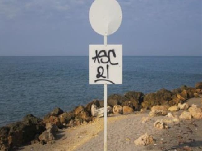 Vándalos dañan nuevas señalizaciones en playas de Cartagena