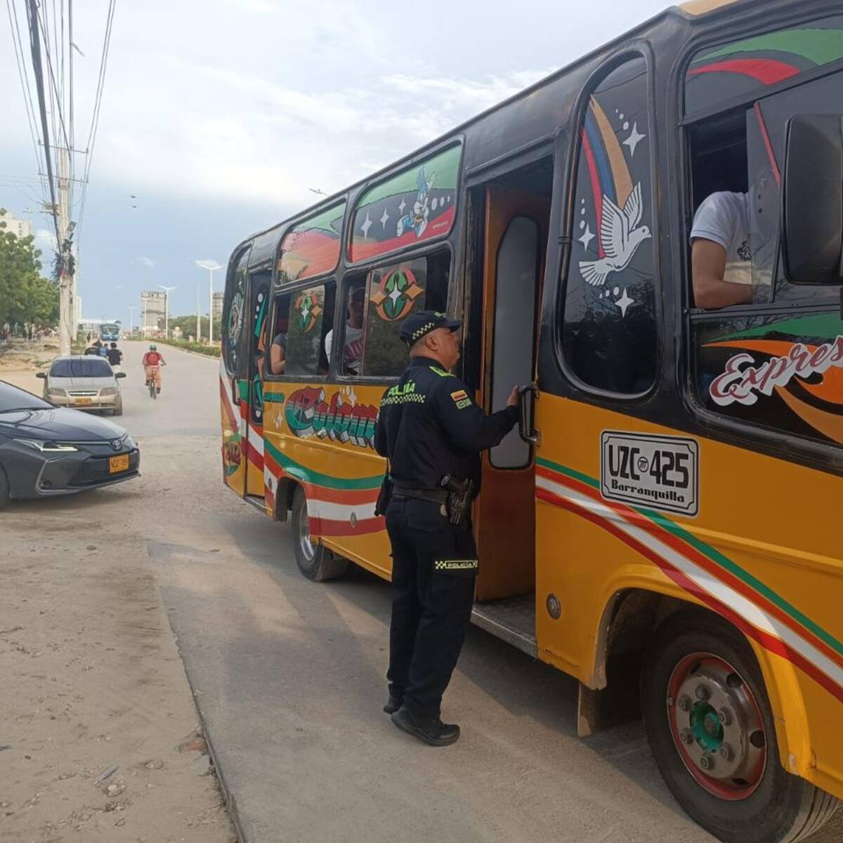 Nueva amenaza a buses: autoridades de Puerto Colombia siguen haciendo acompañamientos en las rutas
