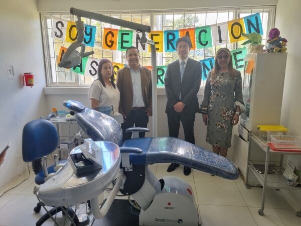 Clausuran servicios de odontología y laboratorio en el centro de salud de Chinavita