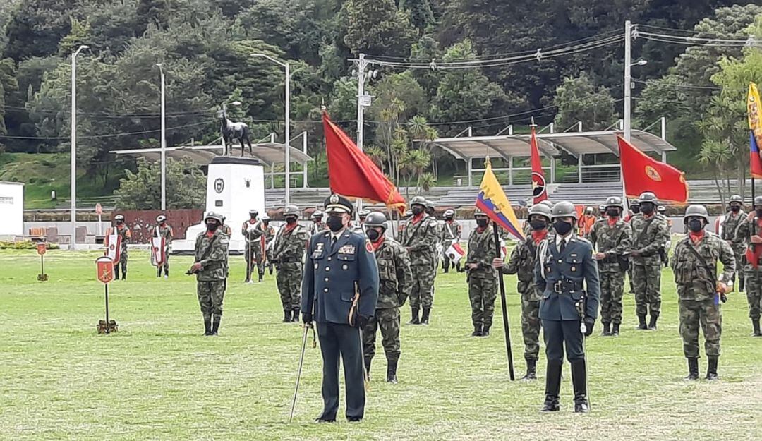El mando de la Quinta División fue asumido por el General Óscar Reinaldo Rey Linares.