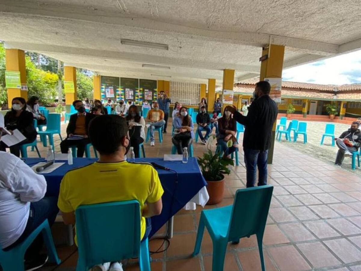 Rionegro ya cuenta con el primer colegio rural bilingüe en inglés del país
