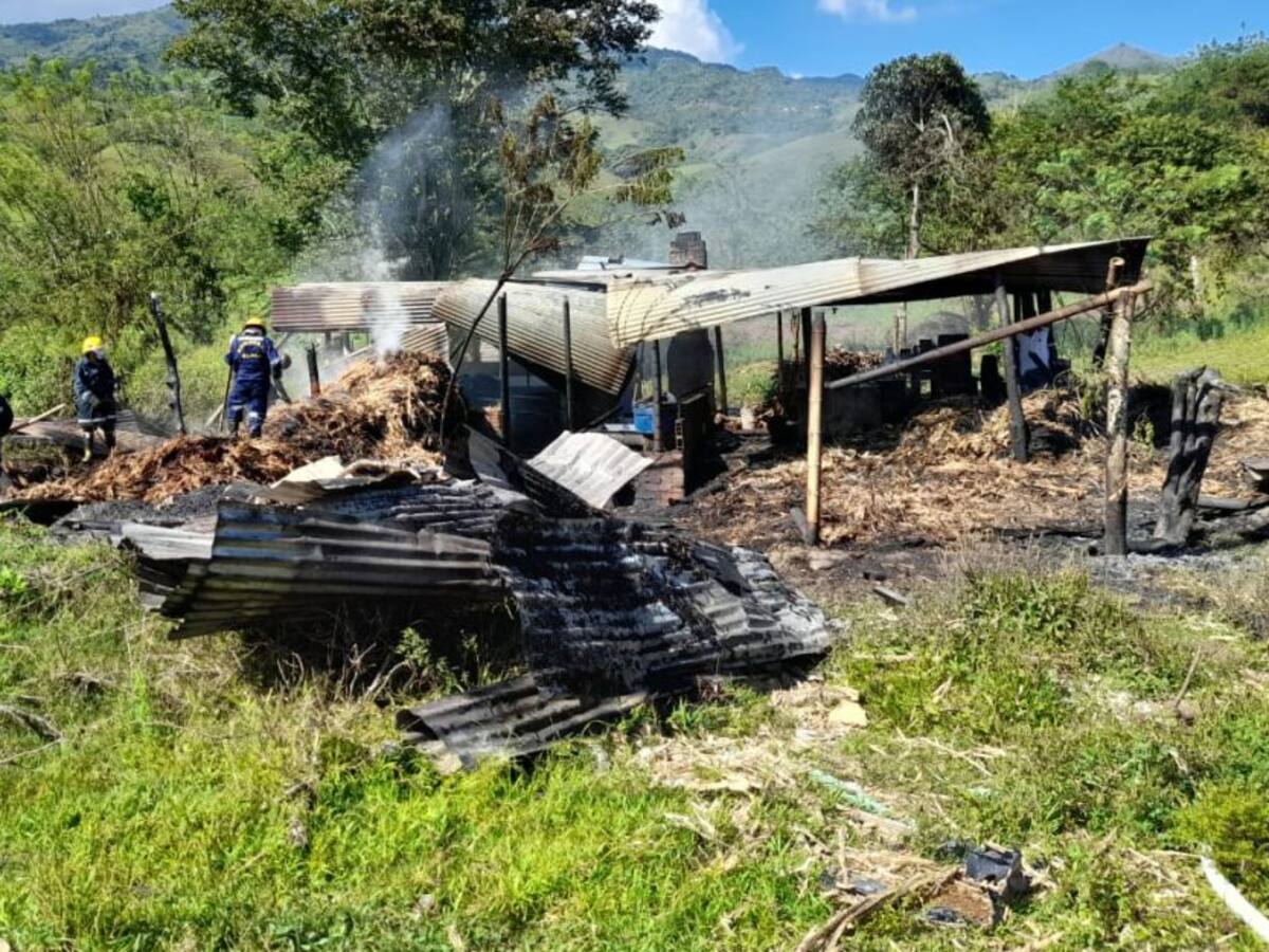 Un incendio dejó en pérdida total un trapiche