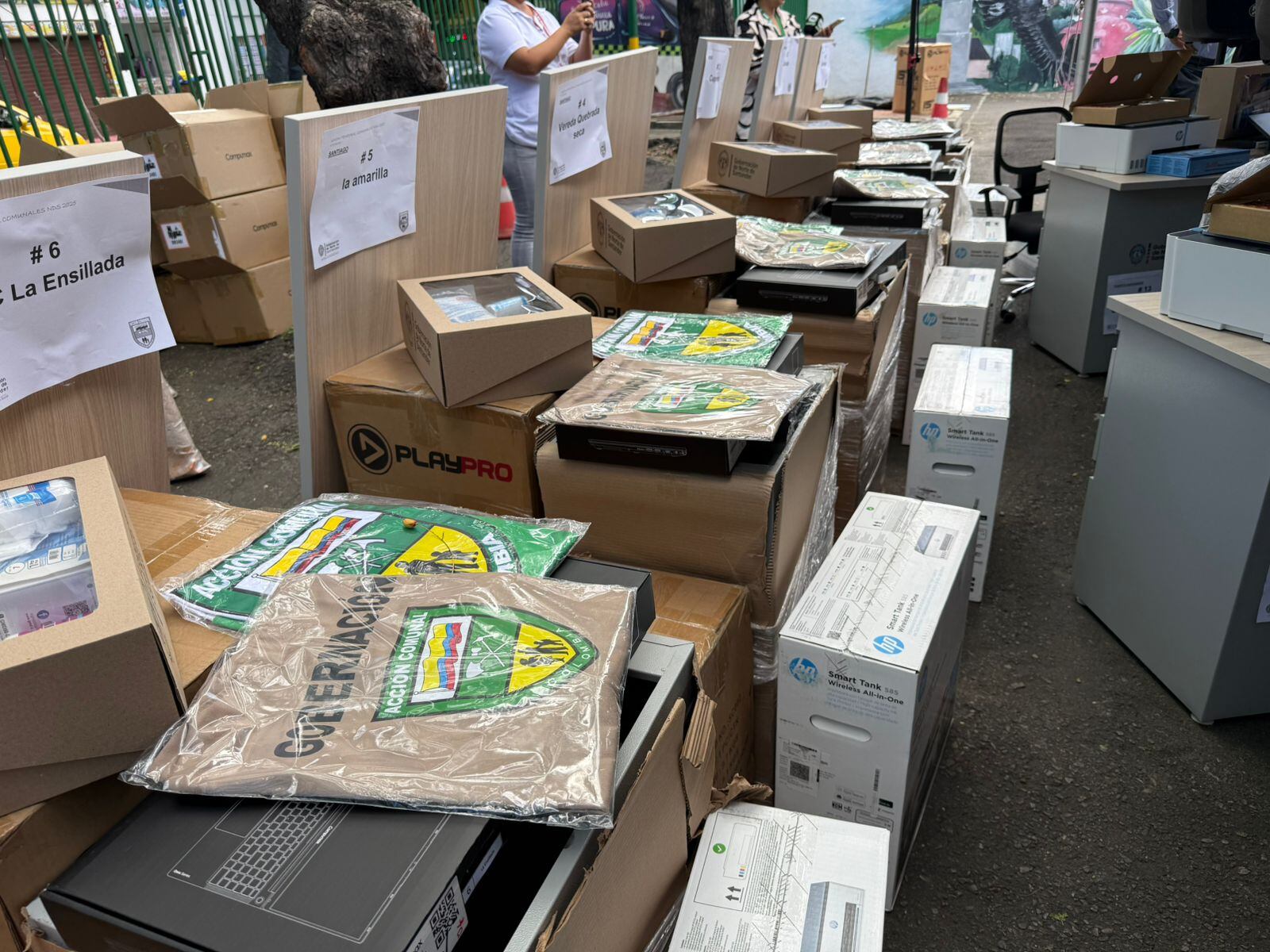 Juntas de Acción Comunal reciben dotación para fortalecer su gestión en Norte de Santander. / Foto: Caracol Radio.