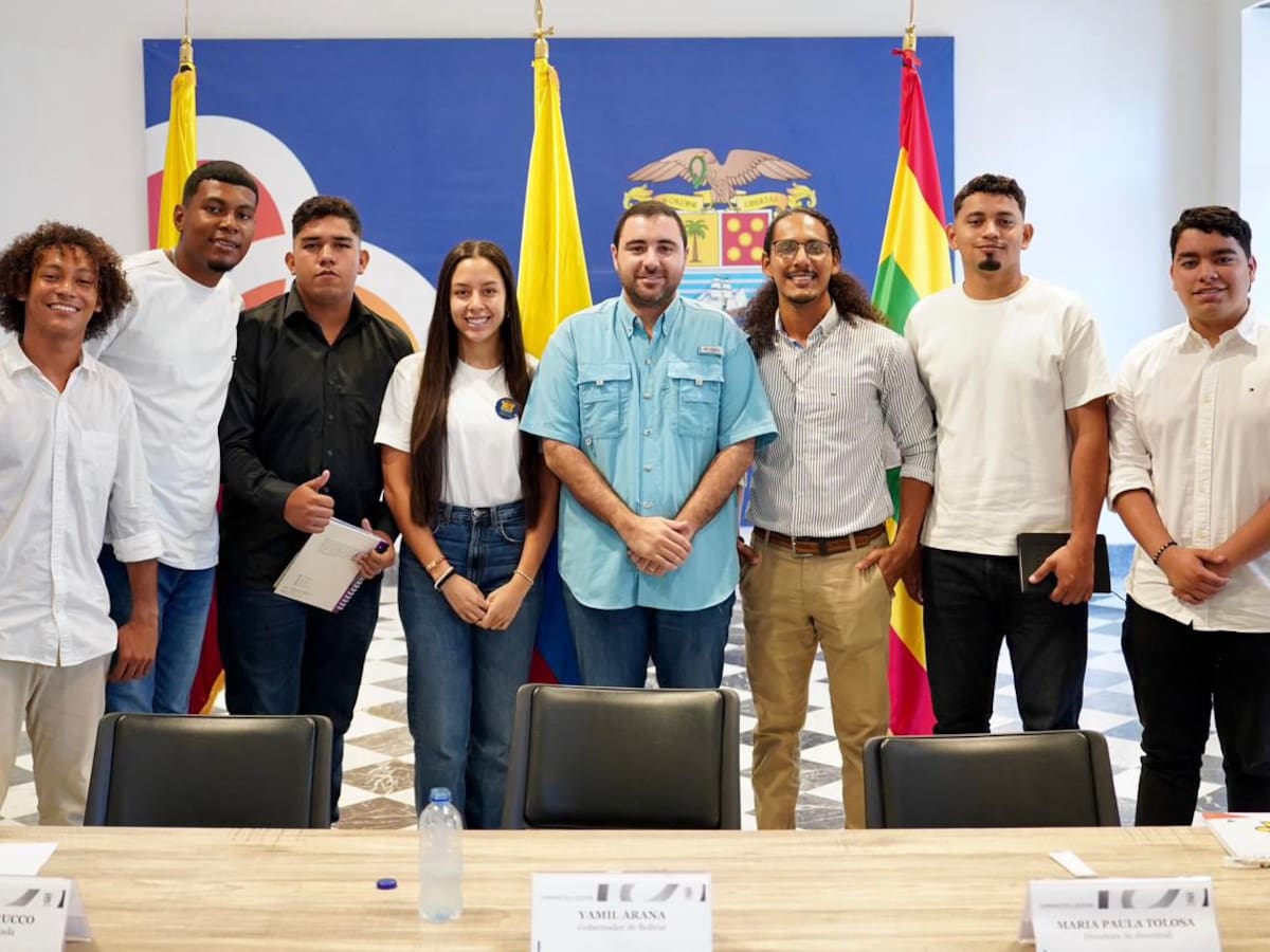 Gobernador Yamil Arana y jóvenes de Bolívar acuerdan prioridades clave para el desarrollo regional