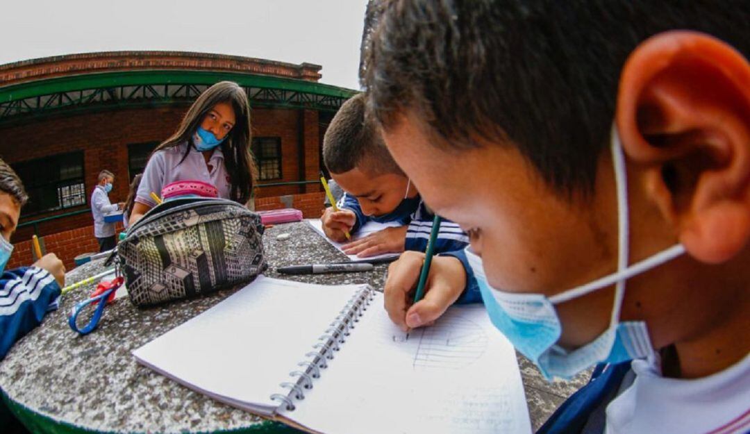 Recolección útiles escolares