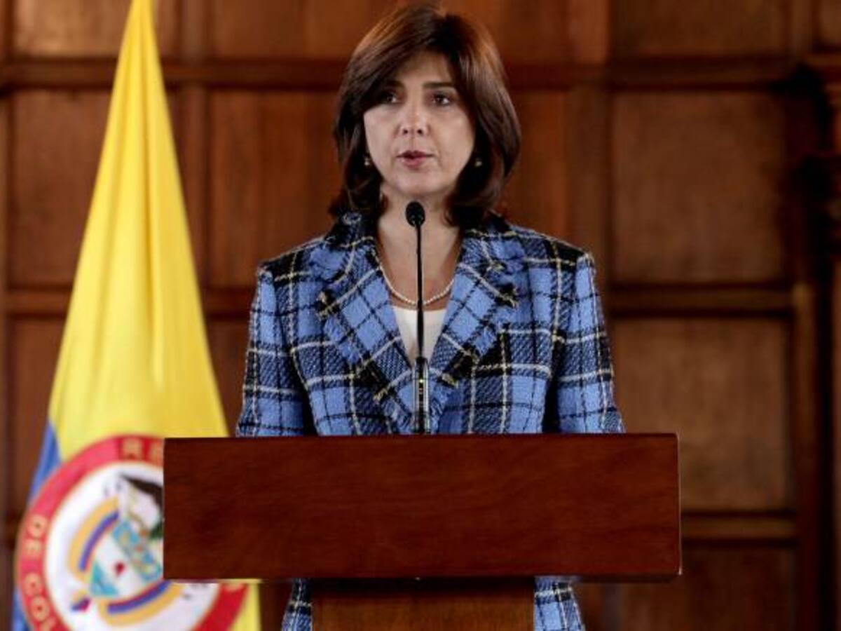 No hay reporte de muertos o heridos colombianos por atentado en Estambul: Gobierno