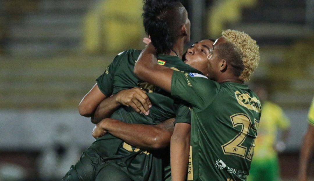 El equipo heroico le ganó 3-2 a Atlético Huila en el partido de vuelta y lo eliminó en su propio estadio