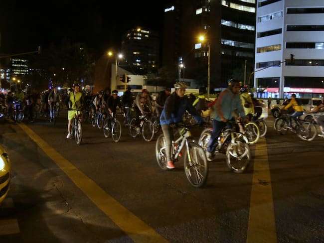 Este jueves ciclovía nocturna en Bogotá