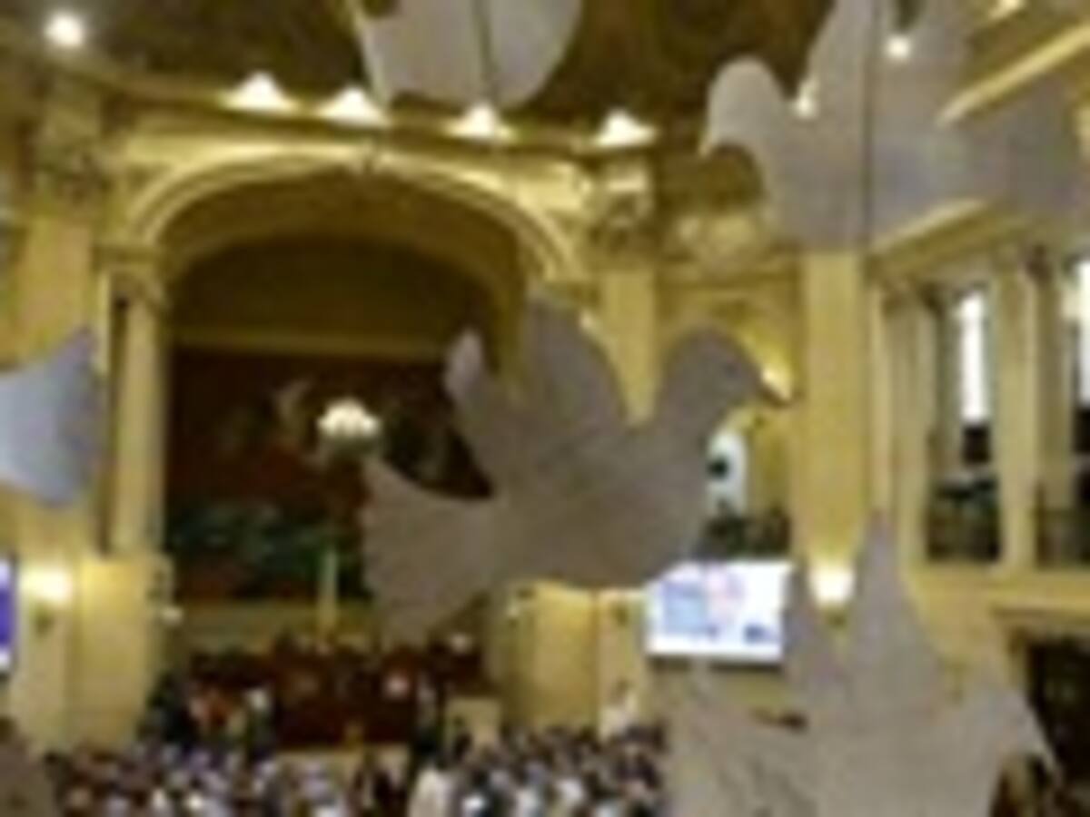¿Los paramilitares deben someterse a la JEP?