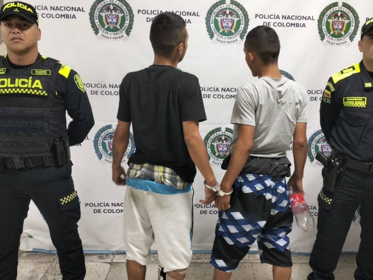 Capturados intimidaban a sus víctimas con arma blanca para robarlos en Manizales