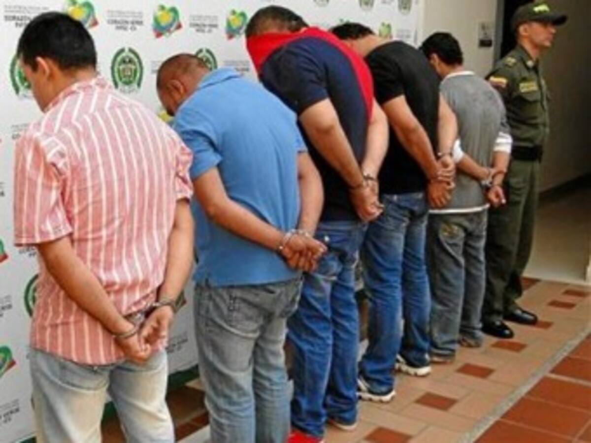 Por masacre de 10 campesinos acusan a 5 integrantes de 'Los Rastrojos'