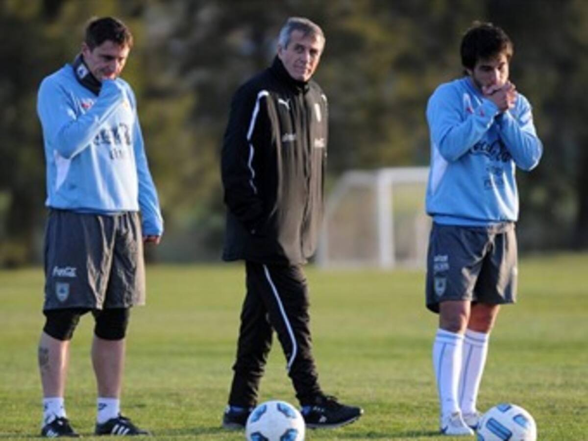 Uruguay es favorito ante un Perú lleno de ausencias en inicio del grupo C