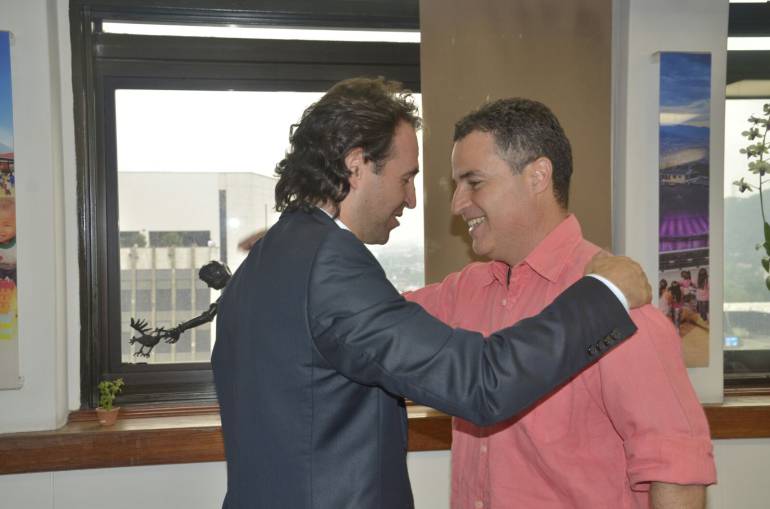 Federico Gutiérrez, alcalde electo y Aníbal Gaviria alcalde de Medellín