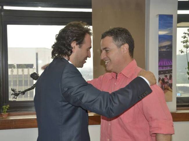 Federico Gutiérrez, alcalde electo y Aníbal Gaviria alcalde de Medellín