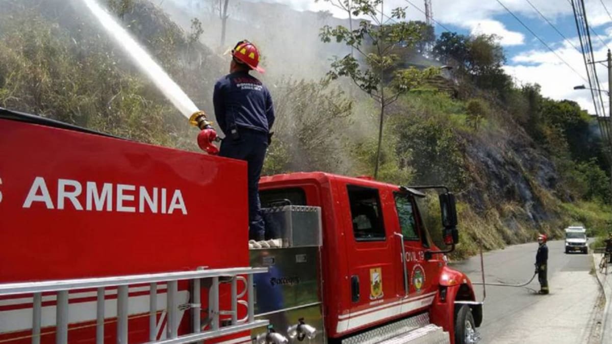 13 mil bomberos del país serán beneficiados al sistema de riesgos laborales
