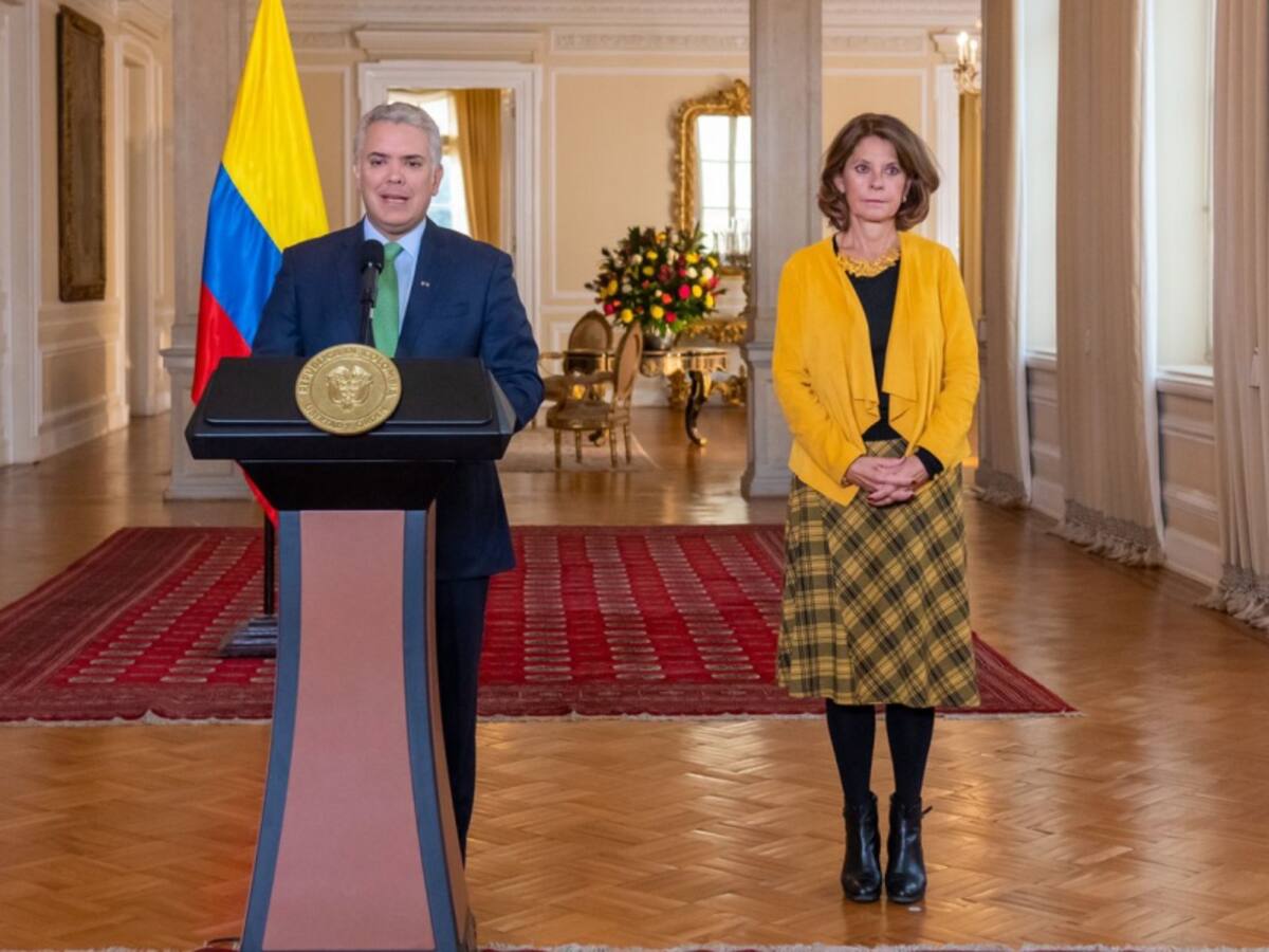 Colombia inicia plan de evacuación para 68 colombianos y sus familiares en Ucrania