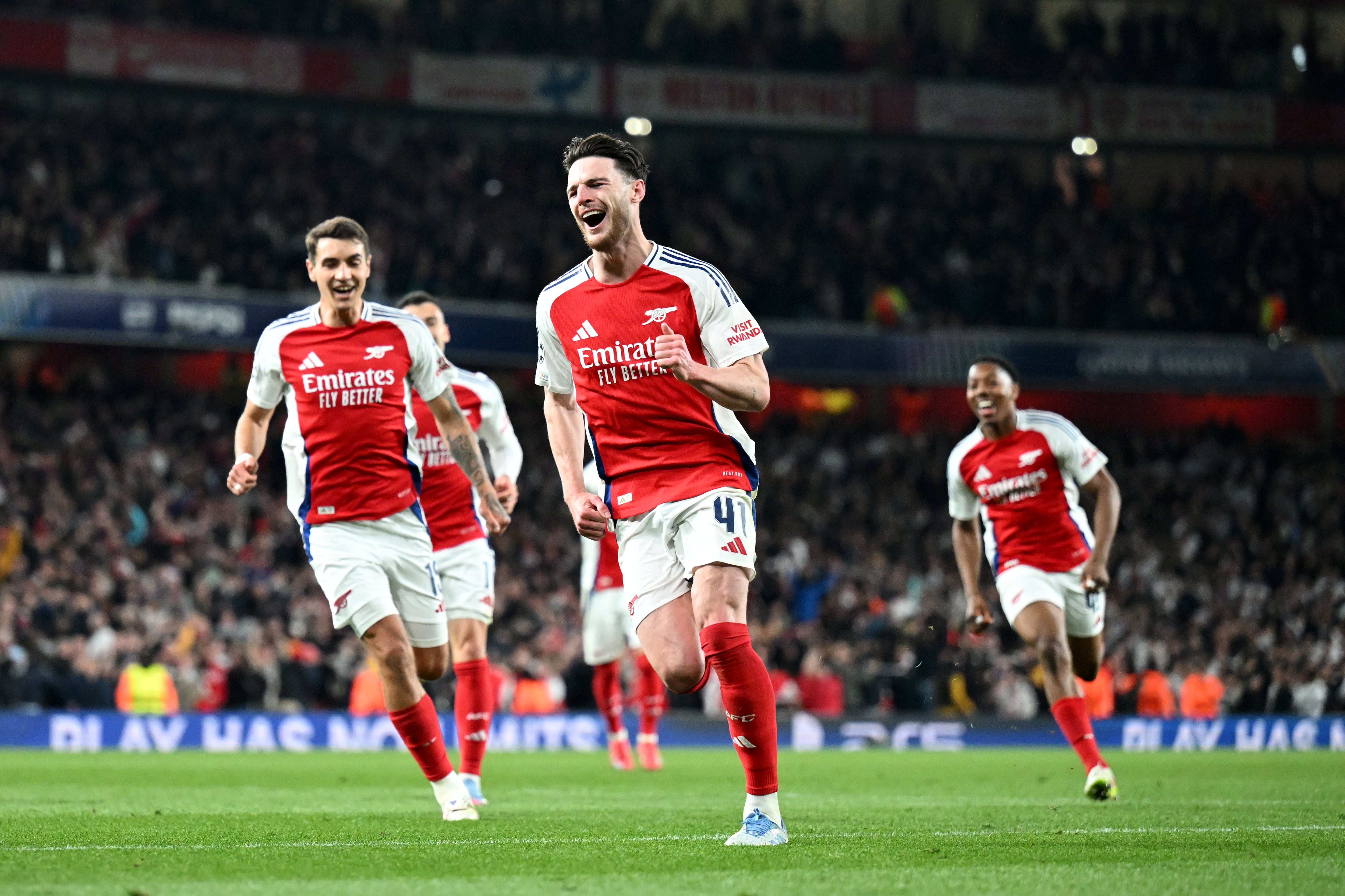 Declan Rice, la gran figura en victoria del Arsenal soobre Real Madrid en Champions League. (Photo by Stuart MacFarlane/Arsenal FC via Getty Images)