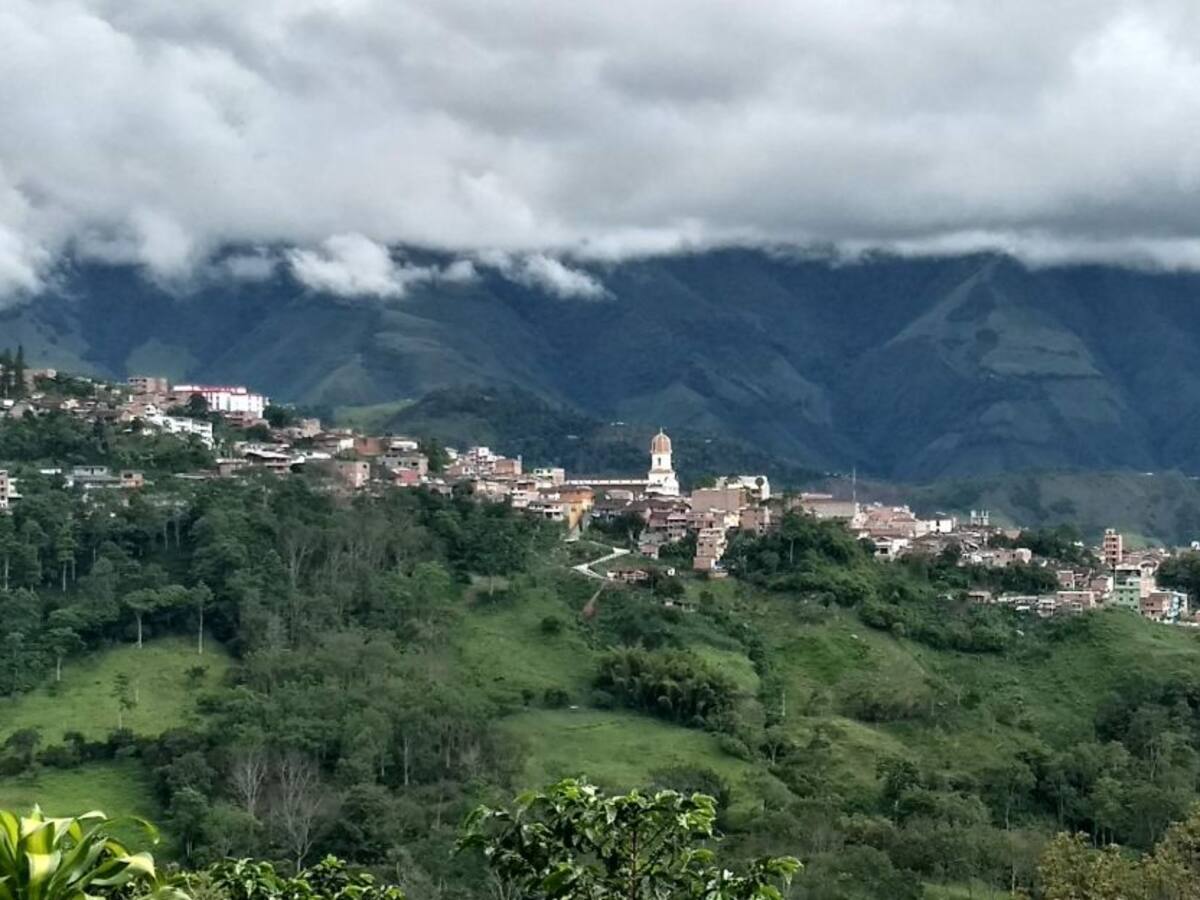 Asesinaron a dos hombres en Ituango, uno era menor de edad
