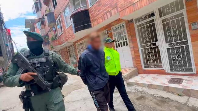 Capturan en Girón, Santander a entrenador señalado de producir pornografía con menores de edad. Cortesía: Policía Nacional