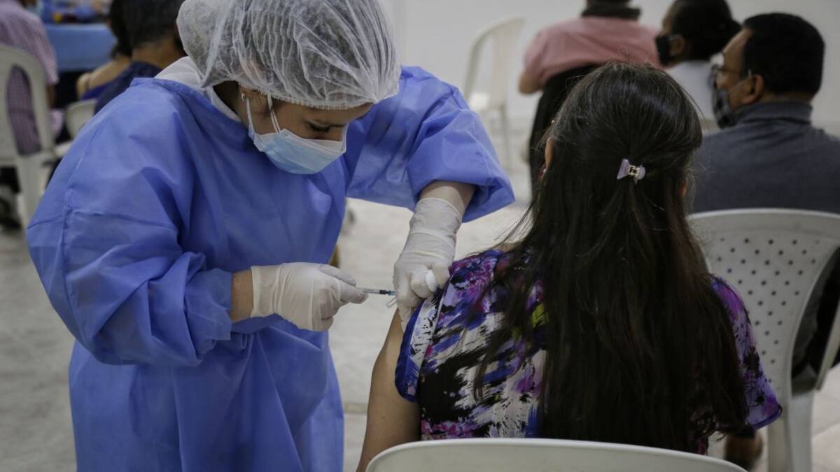 Inicia vacunación en mujeres embarazadas: así lo puede hacer