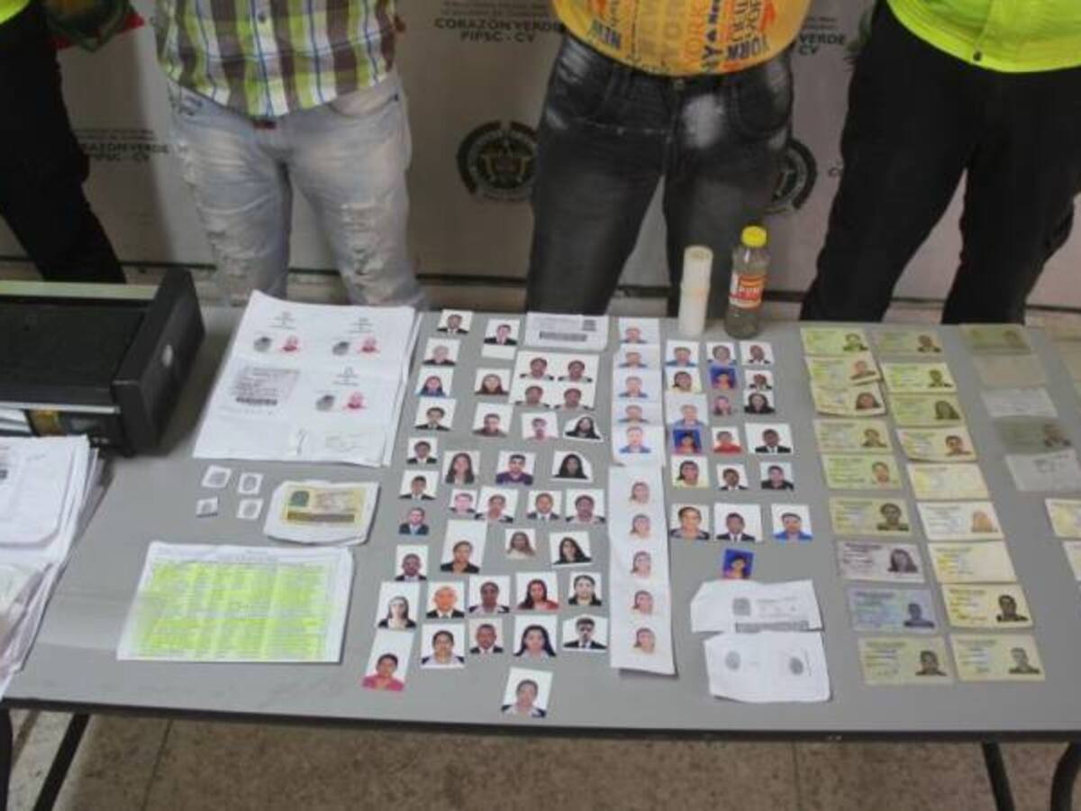 En Barranquilla, CTI y Sijín desmantelan dos fabricas de cédulas de ciudadanía