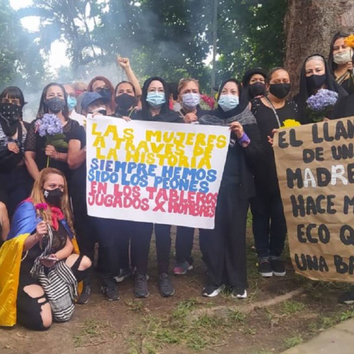 "No parimos hij@s para la guerra” madres y mujeres desde Armenia