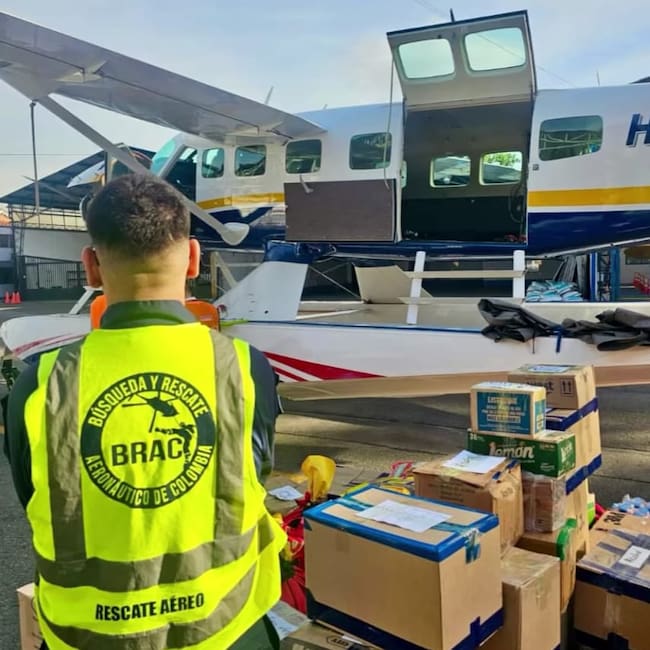 Ayuda humanitaria distribuida desde el aeropuerto Olaya Herrera de Medellín