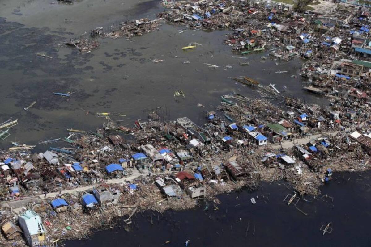 Aspectos de las zonas devastadas por el tifón que durante el fin de semana azotó a Filipinas, hecho que movió a la comunidad internacional a enviar ayuda a millones de afectados.